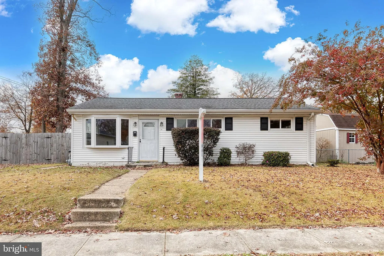 103 Buckingham Dr photo 1
