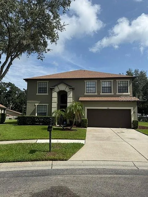 5 bed, 3.5 bath, 3634 sqft, $3,600 — Photo 2