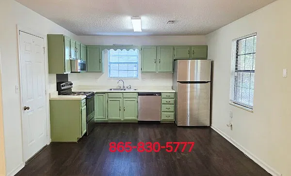 3 bed, 1284 sqft, $2,150 — Photo 4