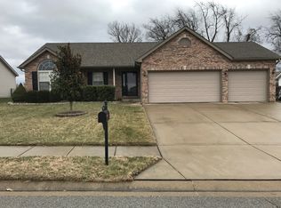2504 Liberty Dr, Maryville, IL 62062