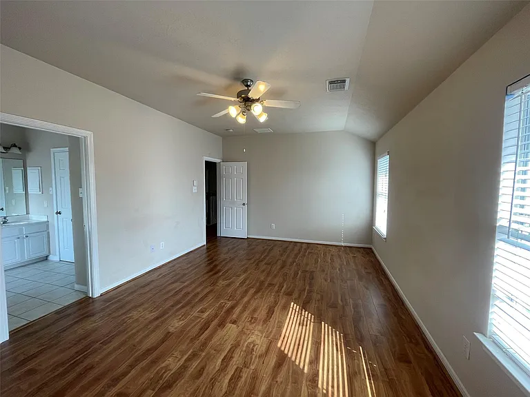 12606 Egret Hill Ct — Photo 10