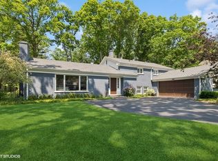 674 Timber Ln, Lake Forest, IL 60045