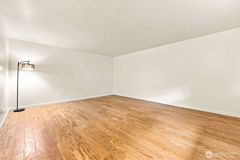 4th image of 612 Prospect Street #1