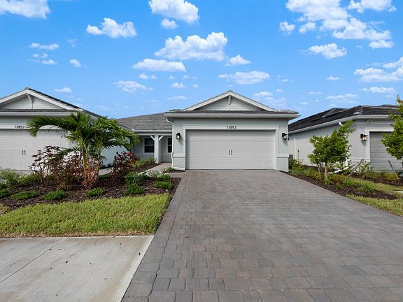 Inviting Ellenwood Exterior