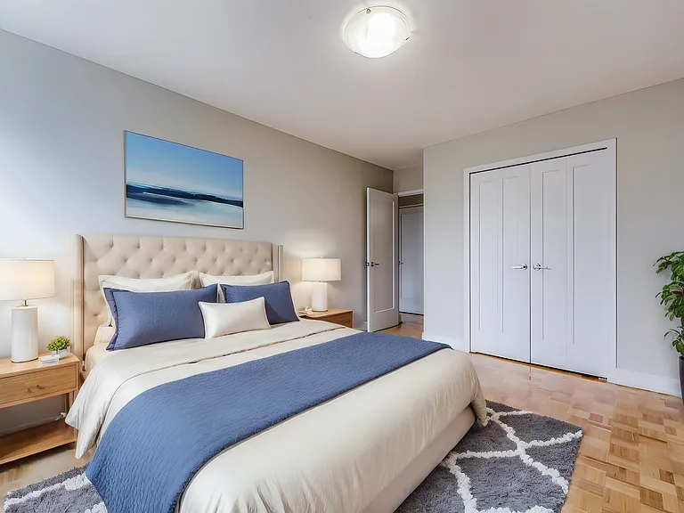 335 Van Horne Ave — Photo 4