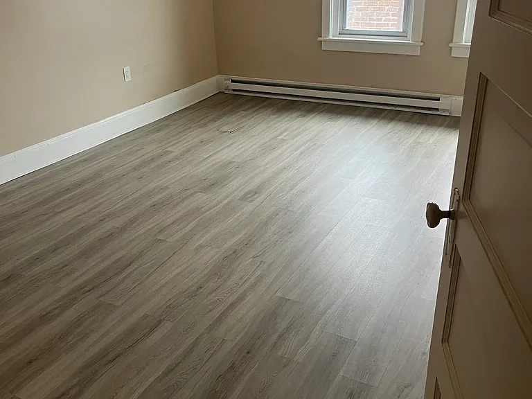 25 Elmhurst Ave — Photo 12