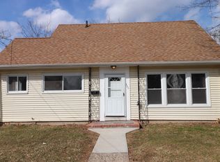 380 Holcomb St, Hartford, CT 06112