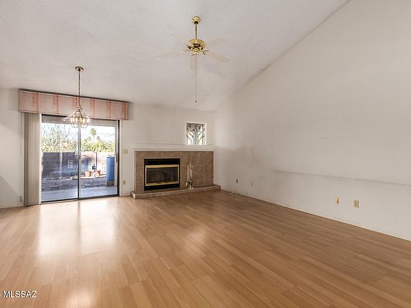 5th image of 10245 E Essex Village Dr