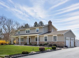 50 Turnberry Dr, Lincroft, NJ