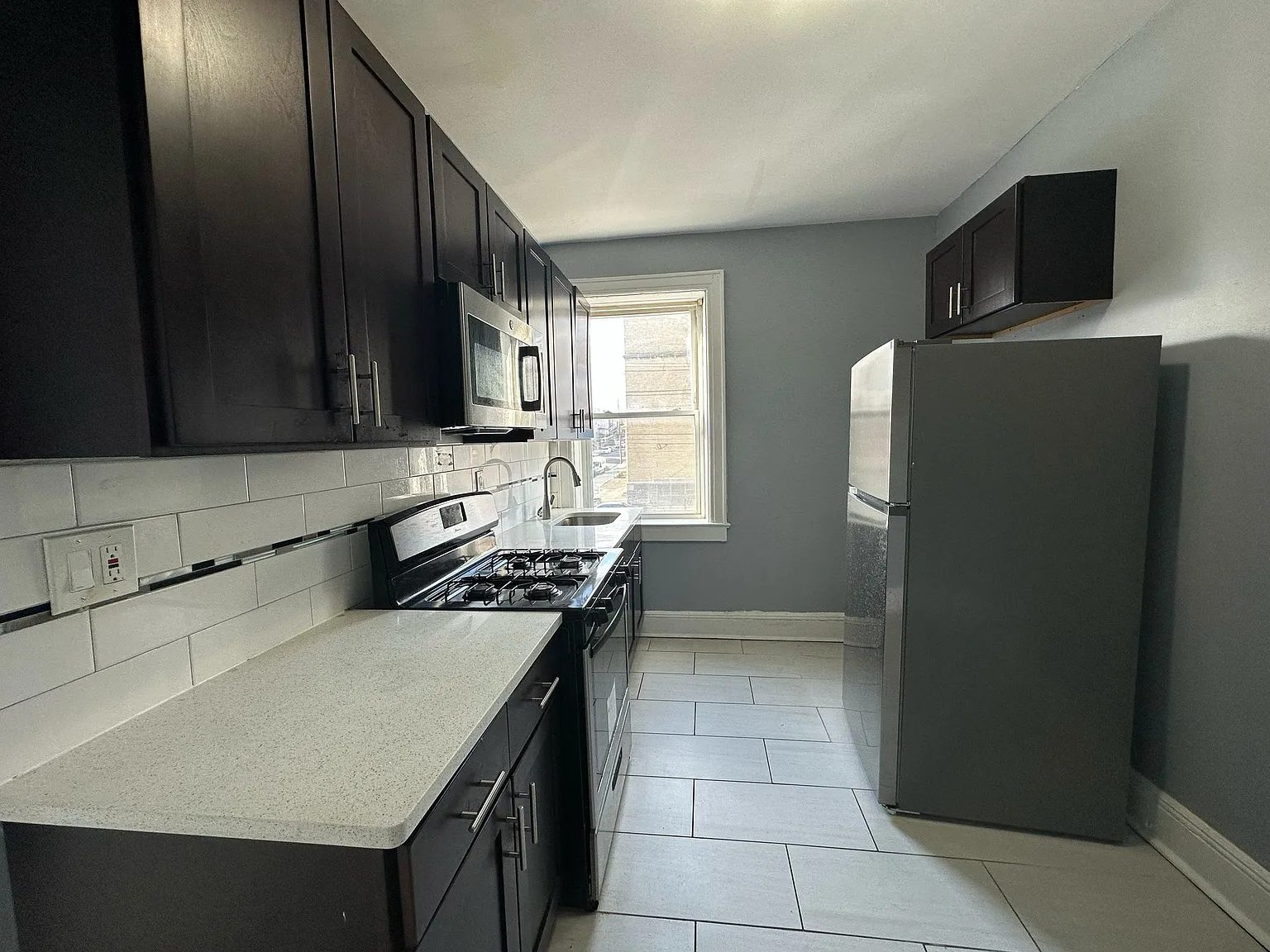 1 bed, 650 sqft, $1,795 — Photo 3