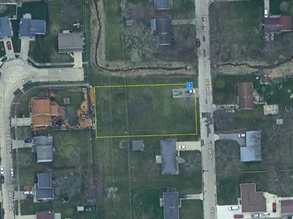 6411 Salge Dr, Fort Wayne, IN 46835