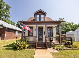 1008 La Salle St, Belleville, IL