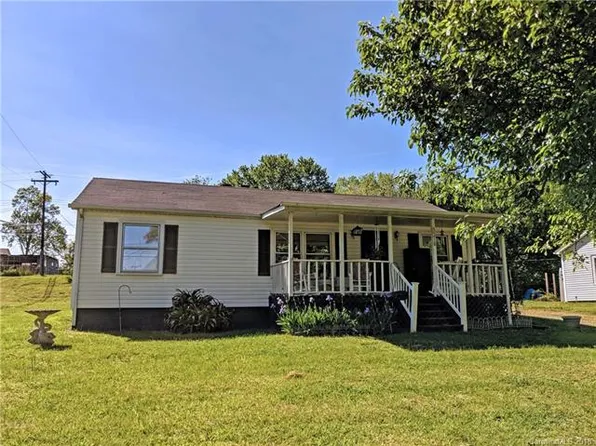 5216 Eaton Cres, Charlotte, NC 28208