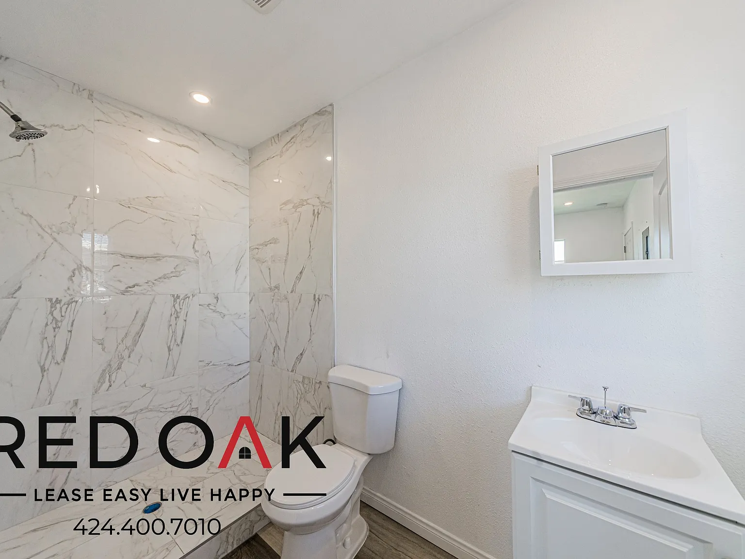 ~1 Month Free~ Stylish Bachelor With Air Conditioning ~ In Highland Park! — Photo 2