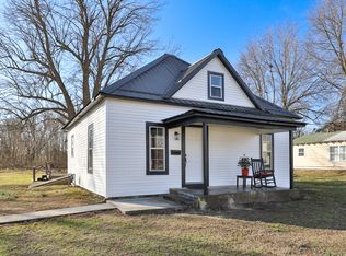 445 W Cale Street, Monett, MO 65708