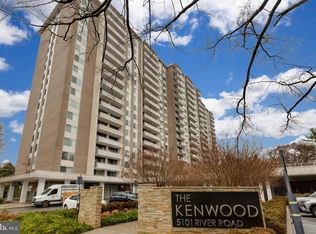 5101 River Rd APT 313, Bethesda, MD 20816