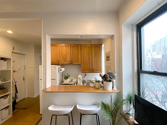 Rented by Union Square Property Management | media 5