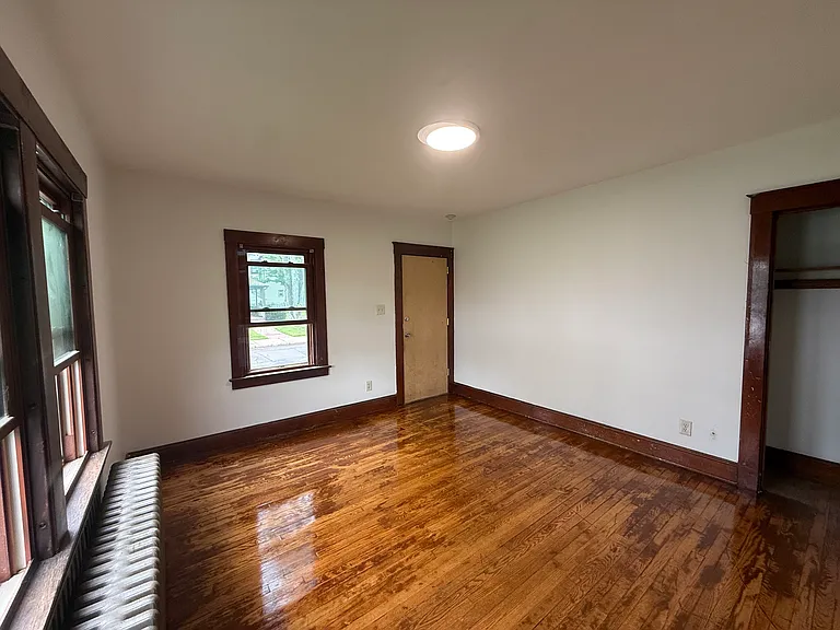42 Maple St — Photo 10