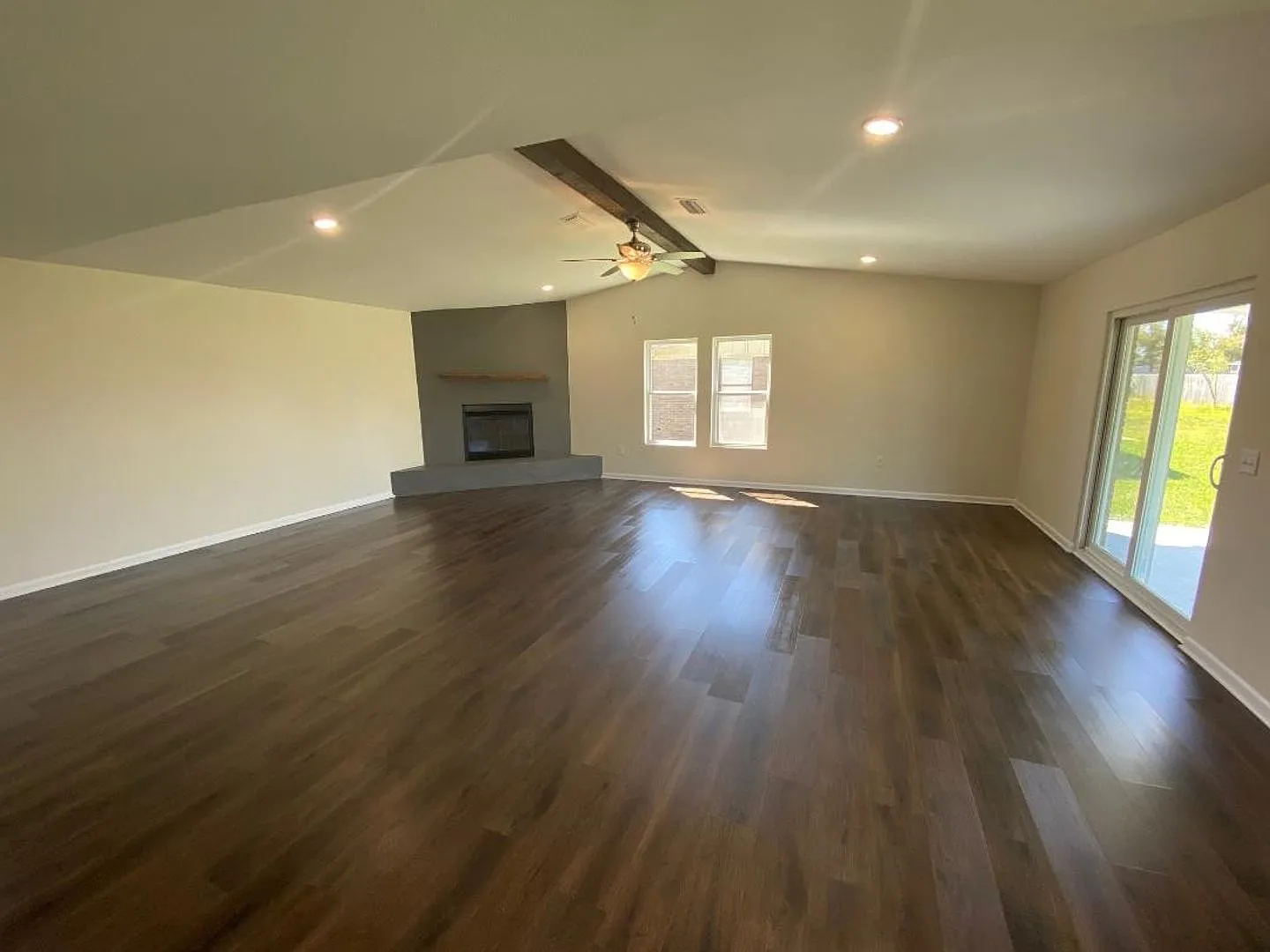 5917 Howard Rd — Photo 3