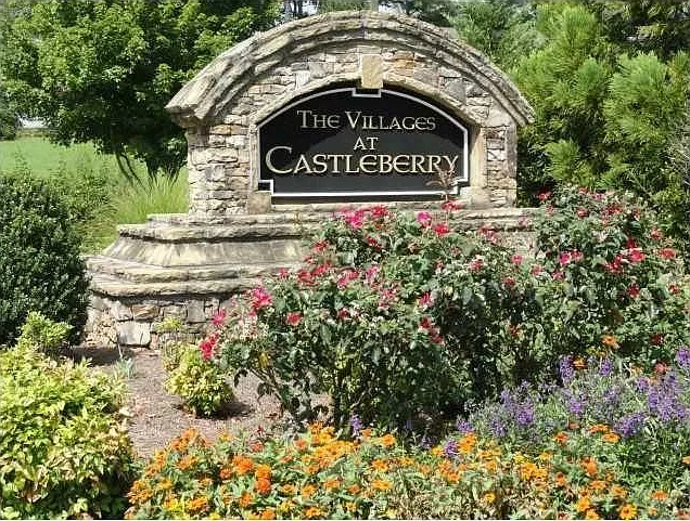 3322 Castleberry Village Dr — Photo 17