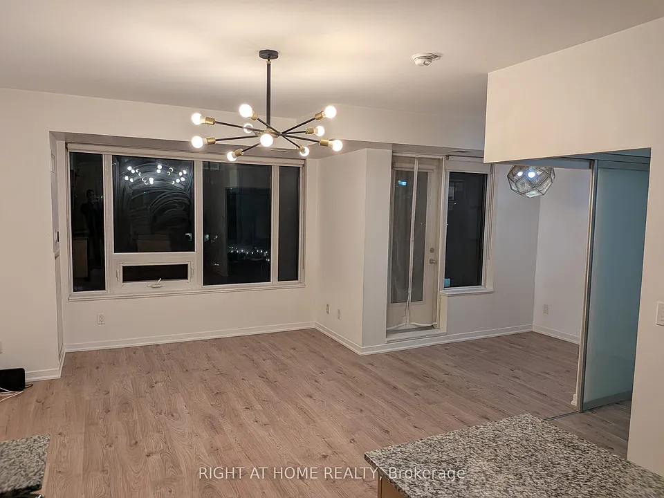 55 E Liberty St #407
