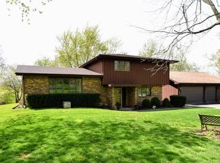 38930 N Cashmore Rd, Wadsworth, IL 60083