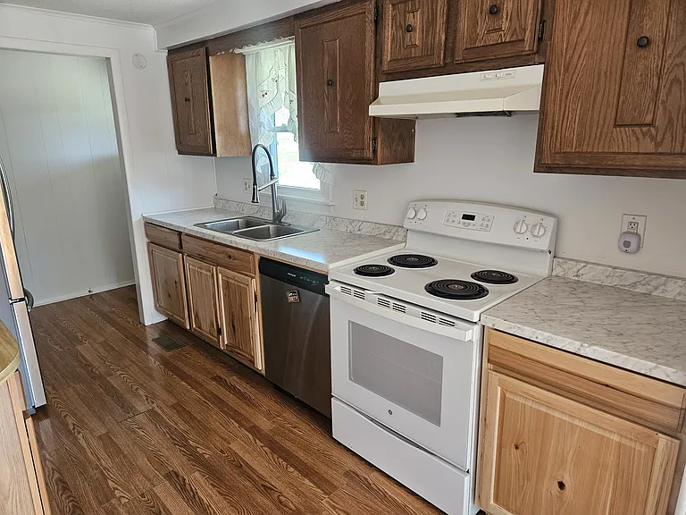 401 Church Rd — Photo 7