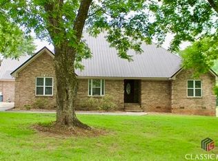 2058 Queens Cemetery Rd, Good Hope, GA 30641