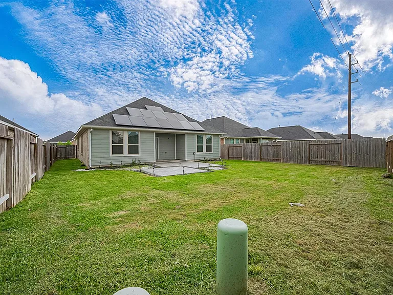 31415 Conover Dr — Photo 46