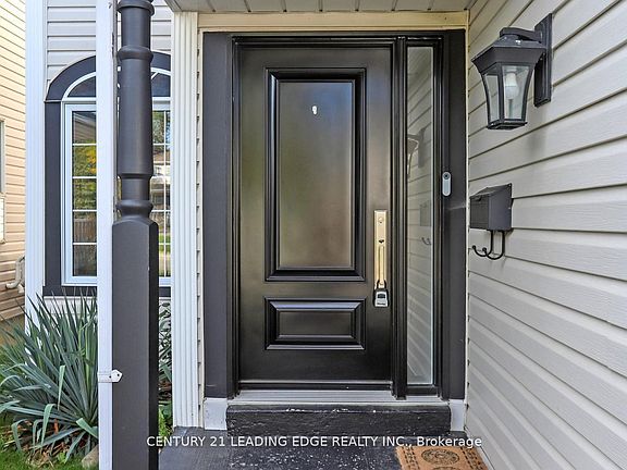 4th image of 929 Glenbourne Ct