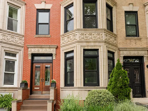 203 Lefferts Avenue TWNH image 1 of 10
