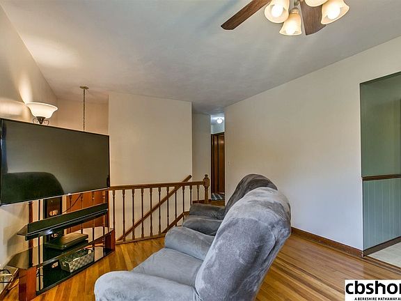 5th image of 9105 Grand Ave