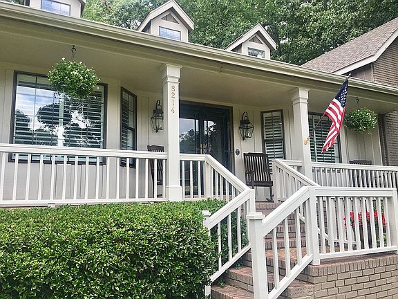 2nd image of 8214 Meadow Glen Dr