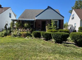 396 Maynard Dr, Amherst, NY 14226