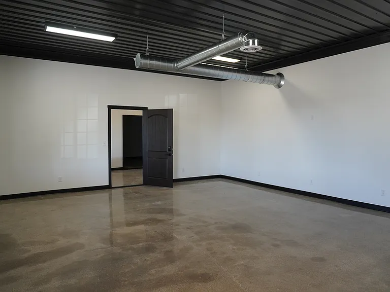 1195 Townline Rd #5 — Photo 4