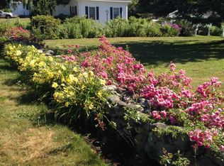 1048 Main Rd, Westport, MA 02790