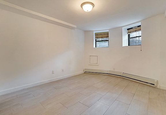 5th image of 298 Weirfield St #1F