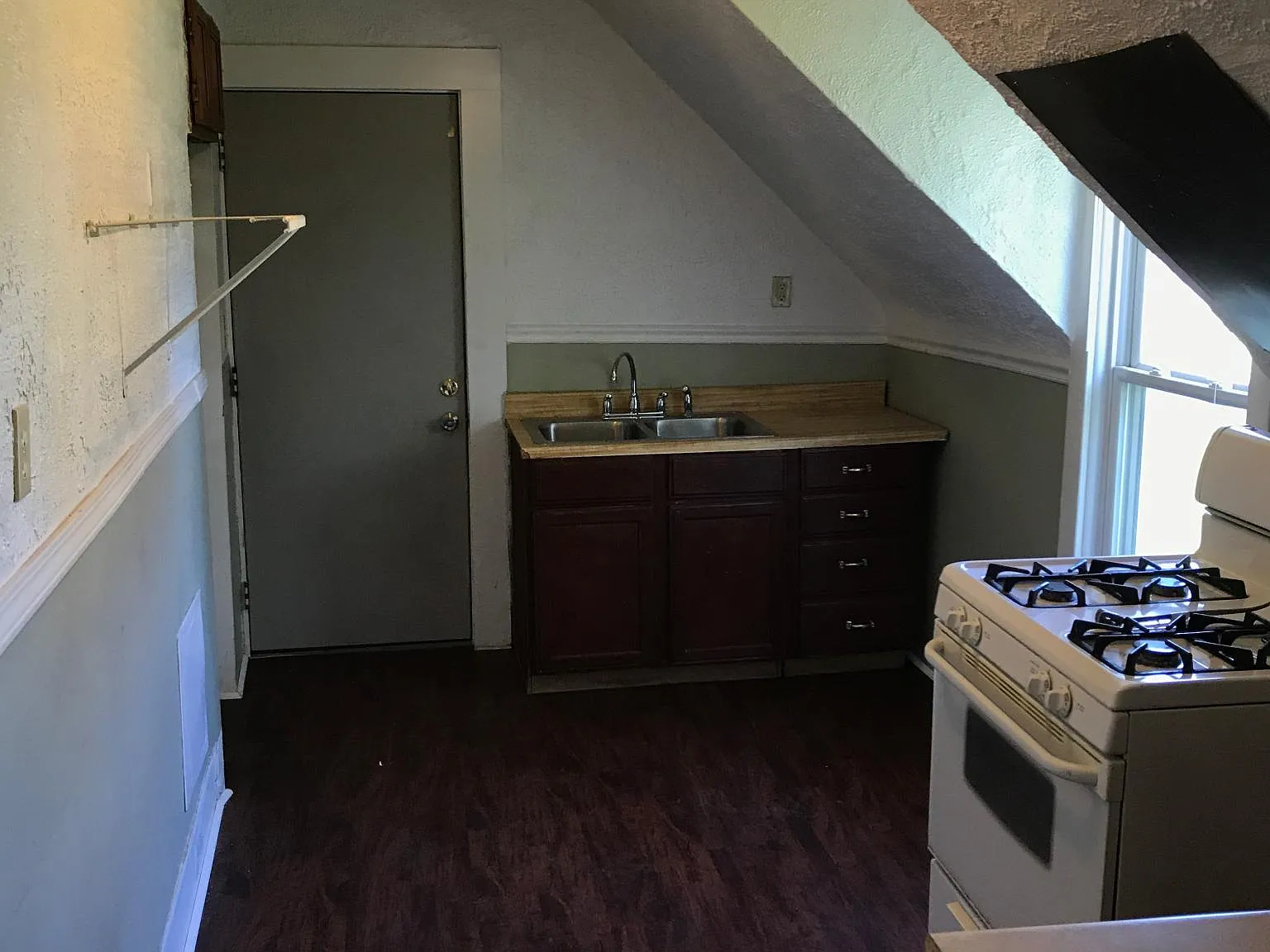 2 bed, 800 sqft, $1,195 — Photo 4