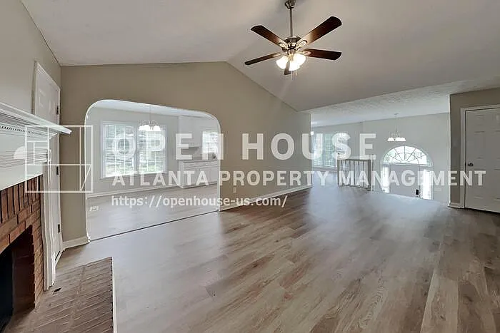 170 Sterling Dr — Photo 26