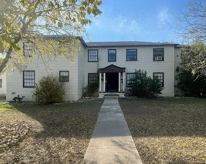 734 Donaldson Ave — Photo 1