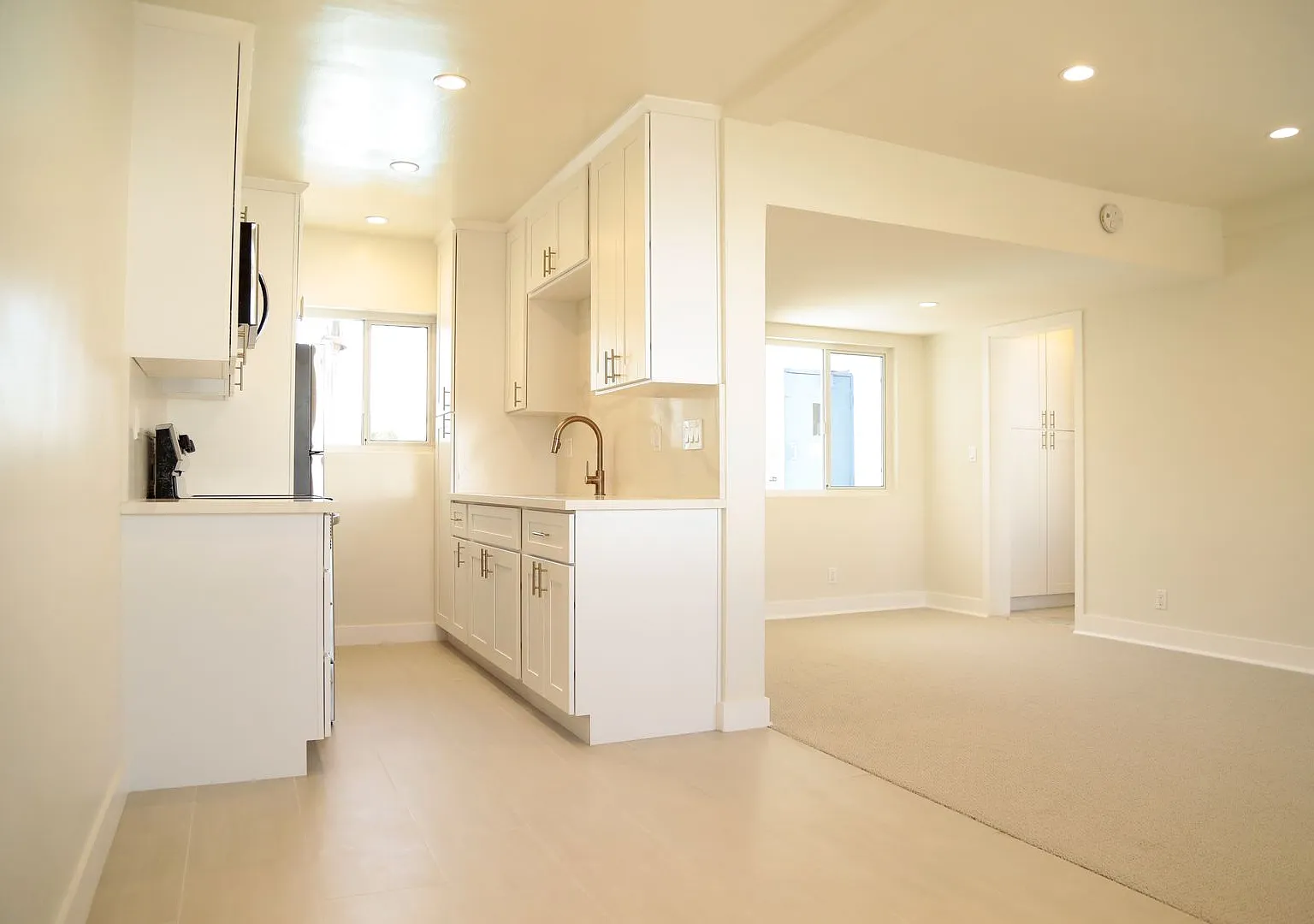 229 Bicknell Ave — Photo 1