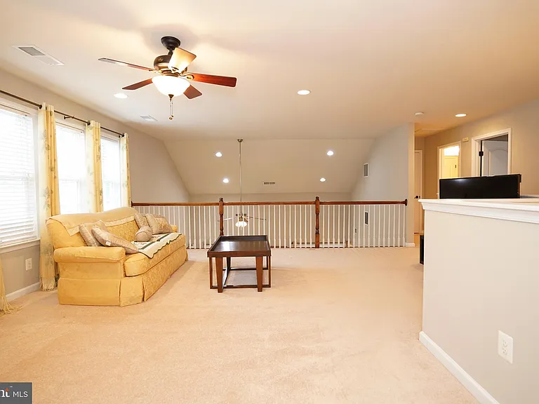 20779 Crescent Pointe Pl — Photo 27