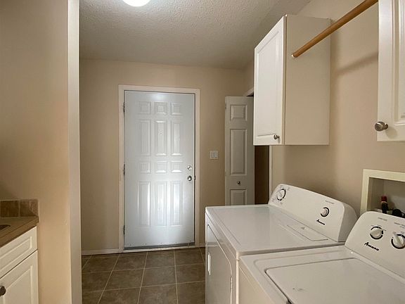 2nd image of 5701 Airport Dr #5