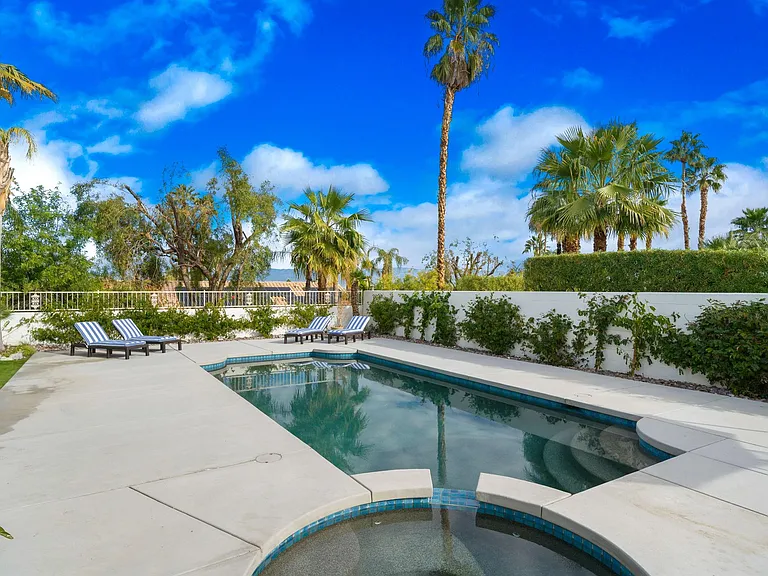 Pool/spa.