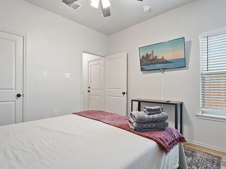 5606 Kemper St — Photo 23