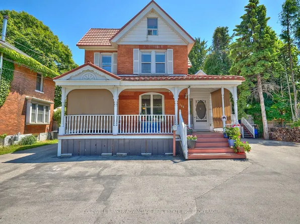 144 Geneva St, Saint Catharines, ON L2R 4N8
