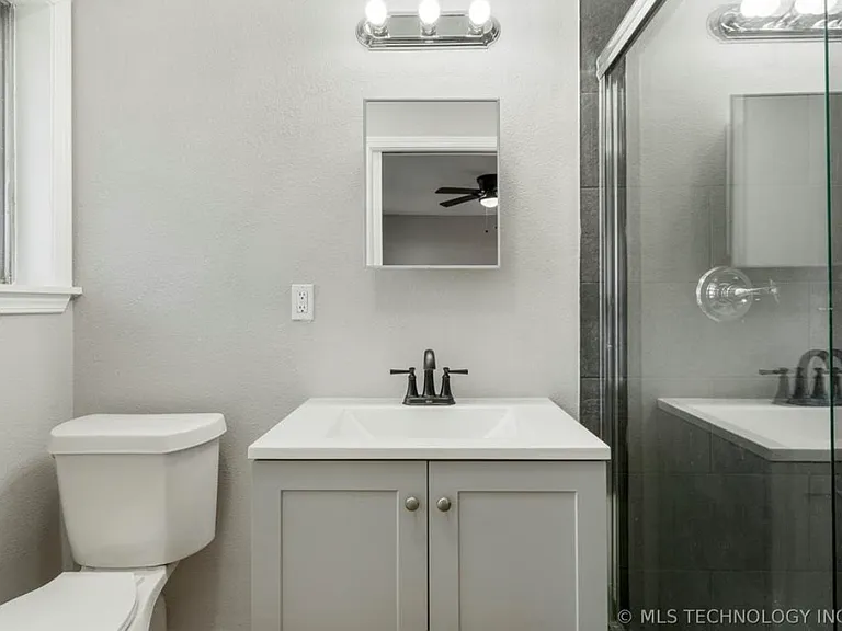 3016 S 86th East Ave — Photo 15
