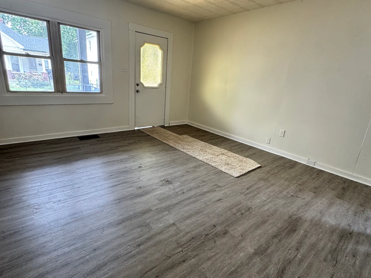 4 bed, 1455 sqft, $1,600 — Photo 2