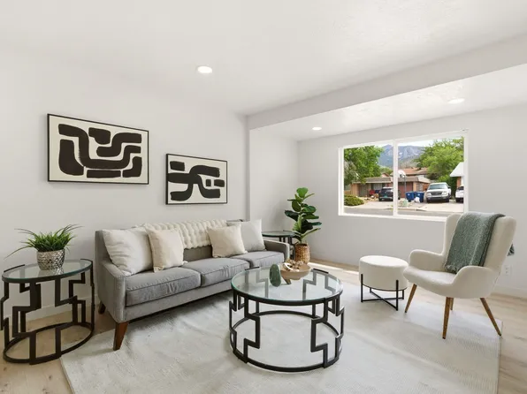 1201 Willys Knight Dr NE, Albuquerque, NM 87112