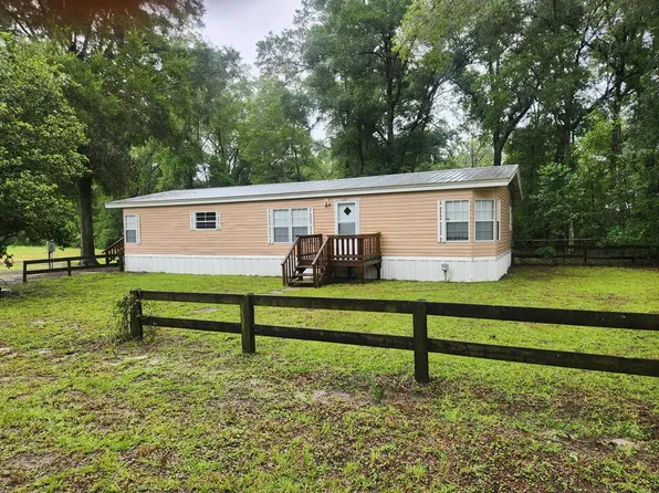 1182 NW 27th Ter, Bell, FL 32619